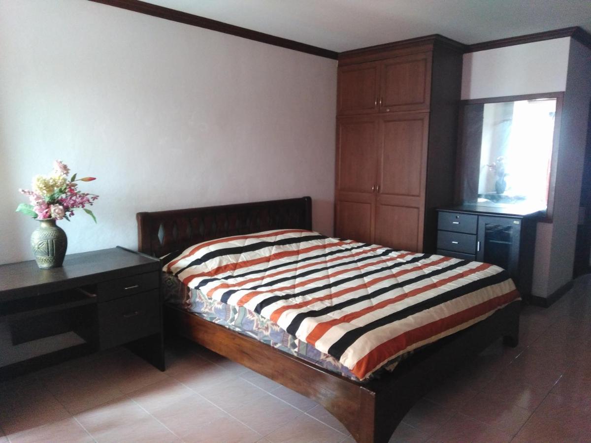 View Talay Condo #1 = Jomtien Call Me +66-8-68409-206 Pattaya Exterior foto